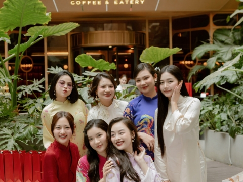 “LỘC LÀNH SẮC SON” 